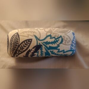 Vera Bradley Glass Case